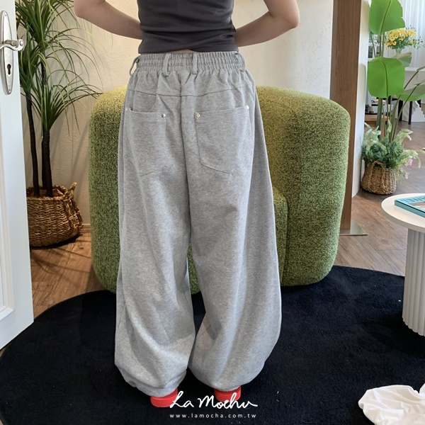 口袋鉚釘抽繩水洗棉褲(闆娘.花花清單)